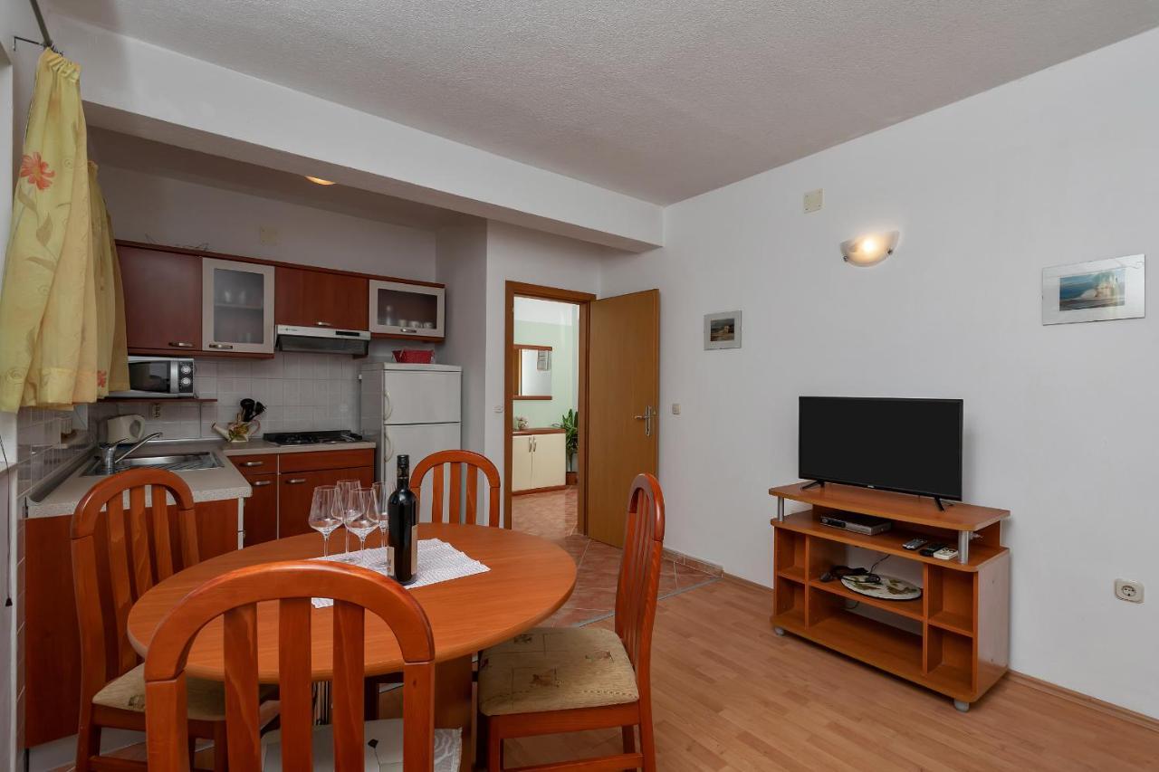 Apartmani Antonela ドラスニセ エクステリア 写真