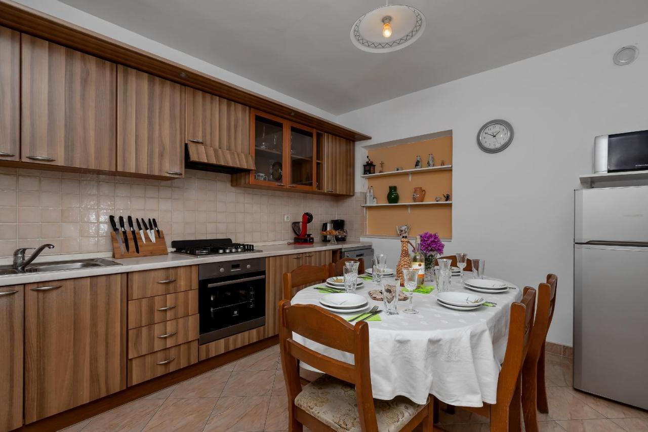 Apartmani Antonela ドラスニセ エクステリア 写真
