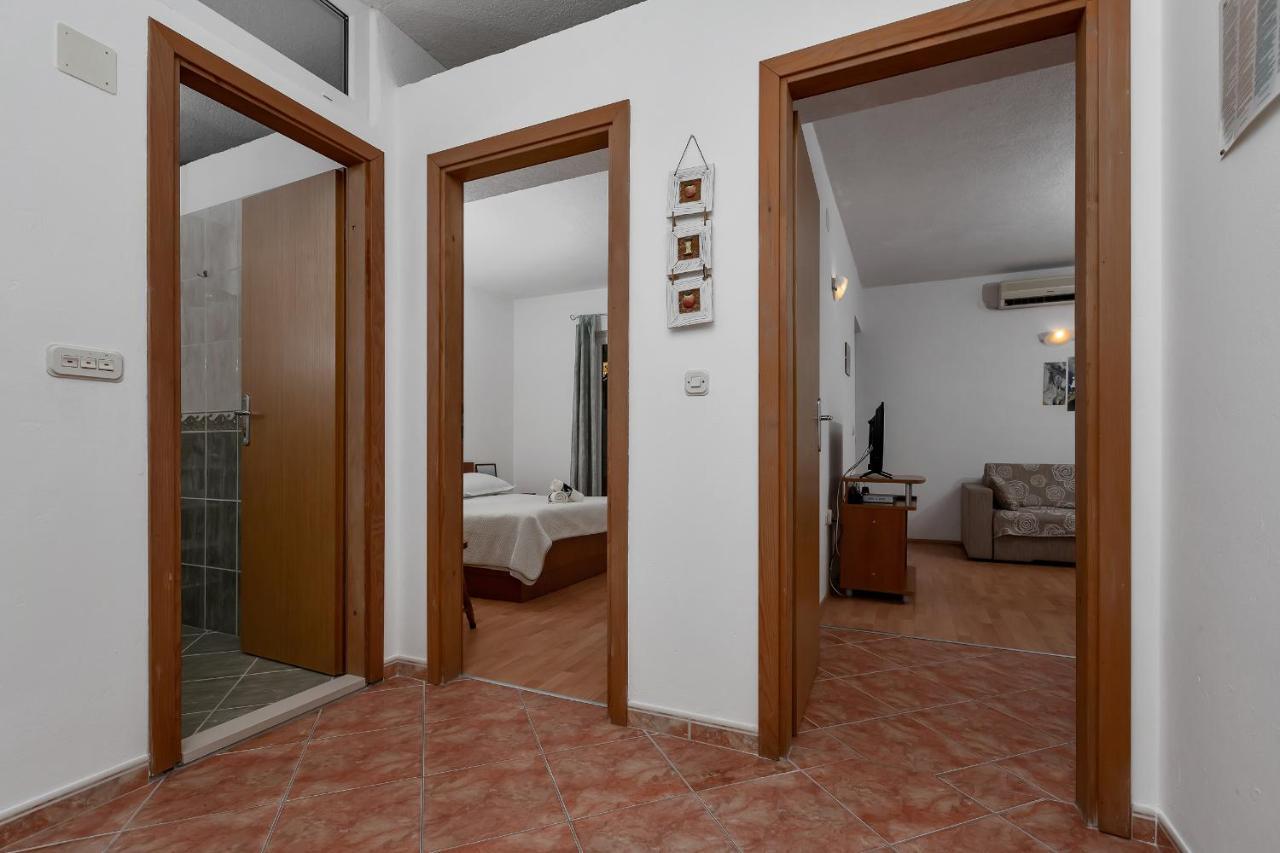 Apartmani Antonela ドラスニセ エクステリア 写真